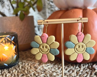 Retro Daisy Hoop Earrings / Groovy Vintage Style Polymer Clay Flower Power Statement Jewelry / Cute Handmade Hypoallergenic Smiley Face