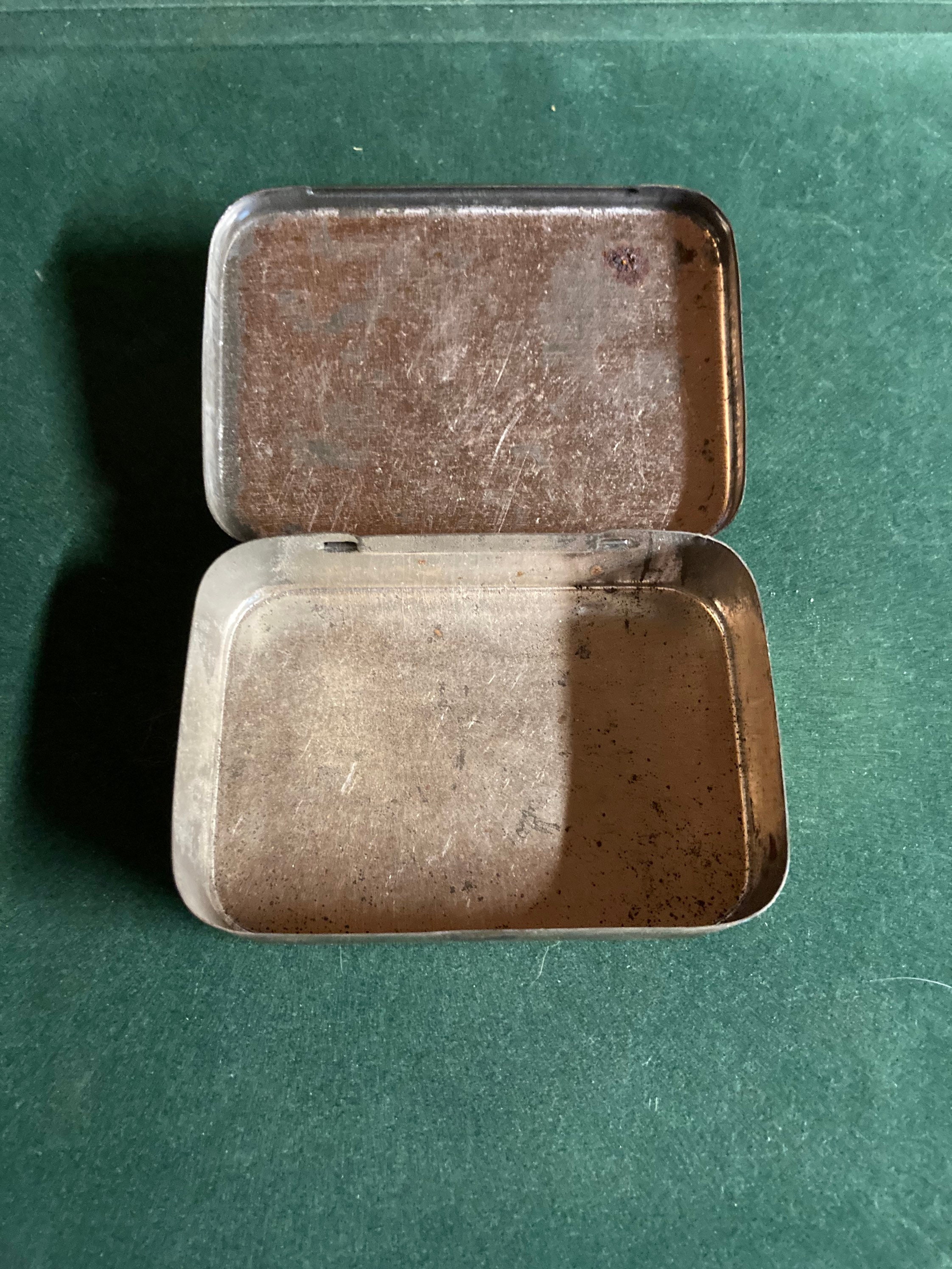 Vintage French Pastille Valda Lithograph Tin Box