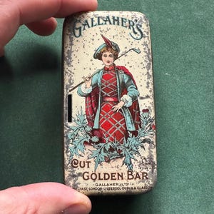 1895年、手描きのコイン型ゴルフボールマーカー。ニューポート・ゴルフ
