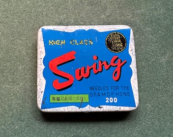 Vintage Larger &#39;Swing&#39; Japanese Gramophone Needle Tin
