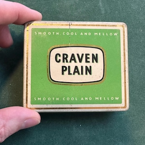 Unusual Vintage Craven &#39;Plain&#39; Flat 20 Cigarette Tin
