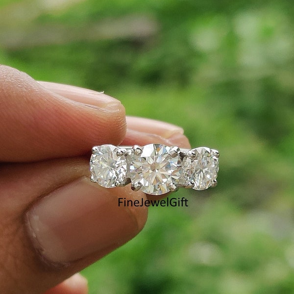 3.20 Ct Three-Stone Round Moissanite & Lab Diamond Ring, 3-Stone Engagement Ring, Solid 14k/18k  White Gold, Brilliant Cut - Diamond Ring
