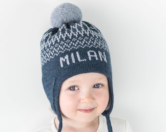 Personalized winter hat for kids with ear flaps and pom-pom - Custom baby knit hat with name - Personalized toddler gifts - New baby gift