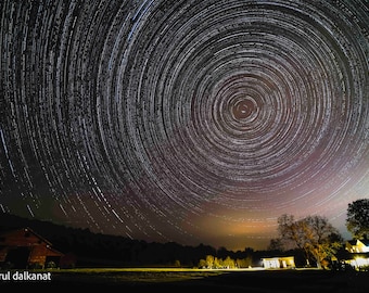 Impresión de rastros de estrellas, fotografía del cielo nocturno, arte de pared con impresión de estrellas, decoración de pared de la Vía Láctea, fotografía astronómica, impresión de pared, noche estrellada imprimible