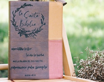 Biblia Español Personalizada: Crea tu propio diseño grabado personalizado con un diseñador, Biblia de Estudio Arcoíris RVR 1960 Santa Biblia