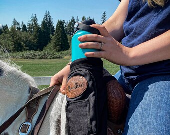 Personalized Horse Saddle Water Bottle Holder - Black Multi-Pocket Drink Holder Up To 40oz With Phone Pocket, Horse Riding Tack Accessory
