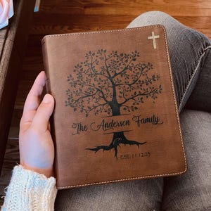 Personalisierte NIV Familienbibel, individuell gravierte NIV Stammbaum Journaling Bibel, Hochzeitsgeschenke, Christliche Geschenke, Familienbibel für die Hochzeit