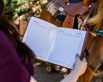Paardendagboekplanner, houd alles bij over je paard, paardensportdagboek, paardencadeaus, kopspijker, cadeaus ruiter, spullen paarden