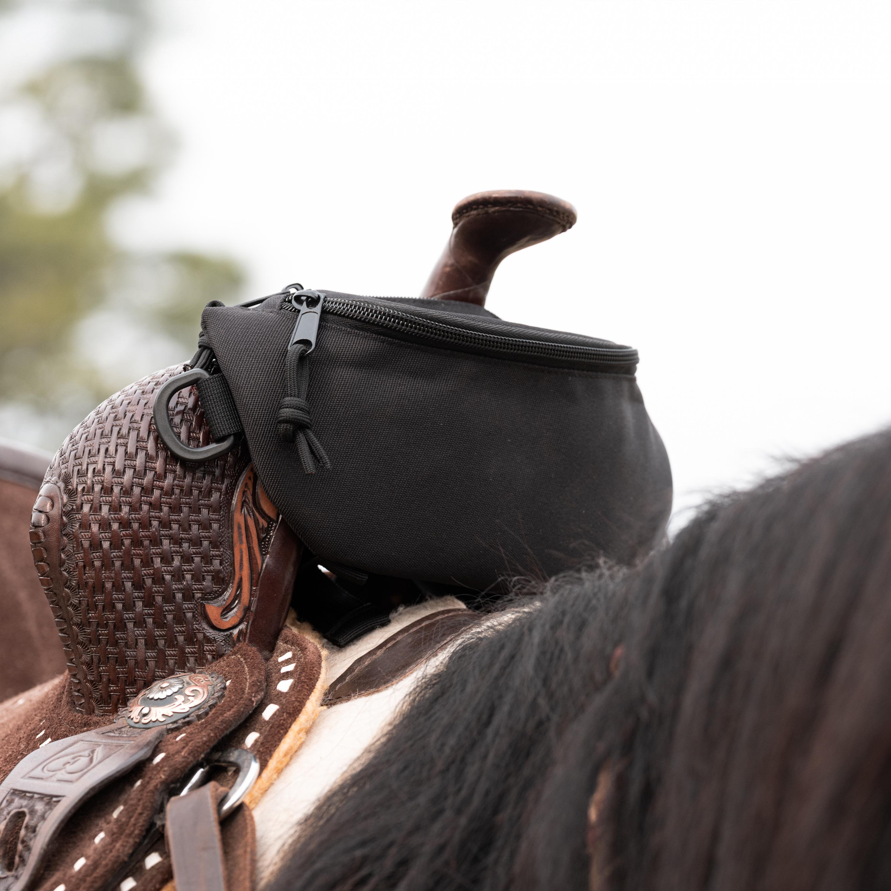 馬用サドルバッグ、黒の鞍袋、馬用サドル、馬具、馬ギフト、馬用品 