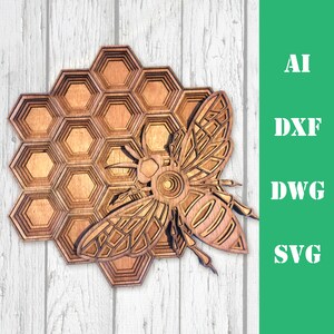 Pode incluir: Uma pe&ccedil;a de arte em madeira em camadas com um design de abelha e favo de mel. A abelha &eacute; detalhada e as c&eacute;lulas do favo de mel s&atilde;o cortadas com precis&atilde;o. A imagem tamb&eacute;m inclui o texto "AI", "DXF", "DWG" e "SVG".