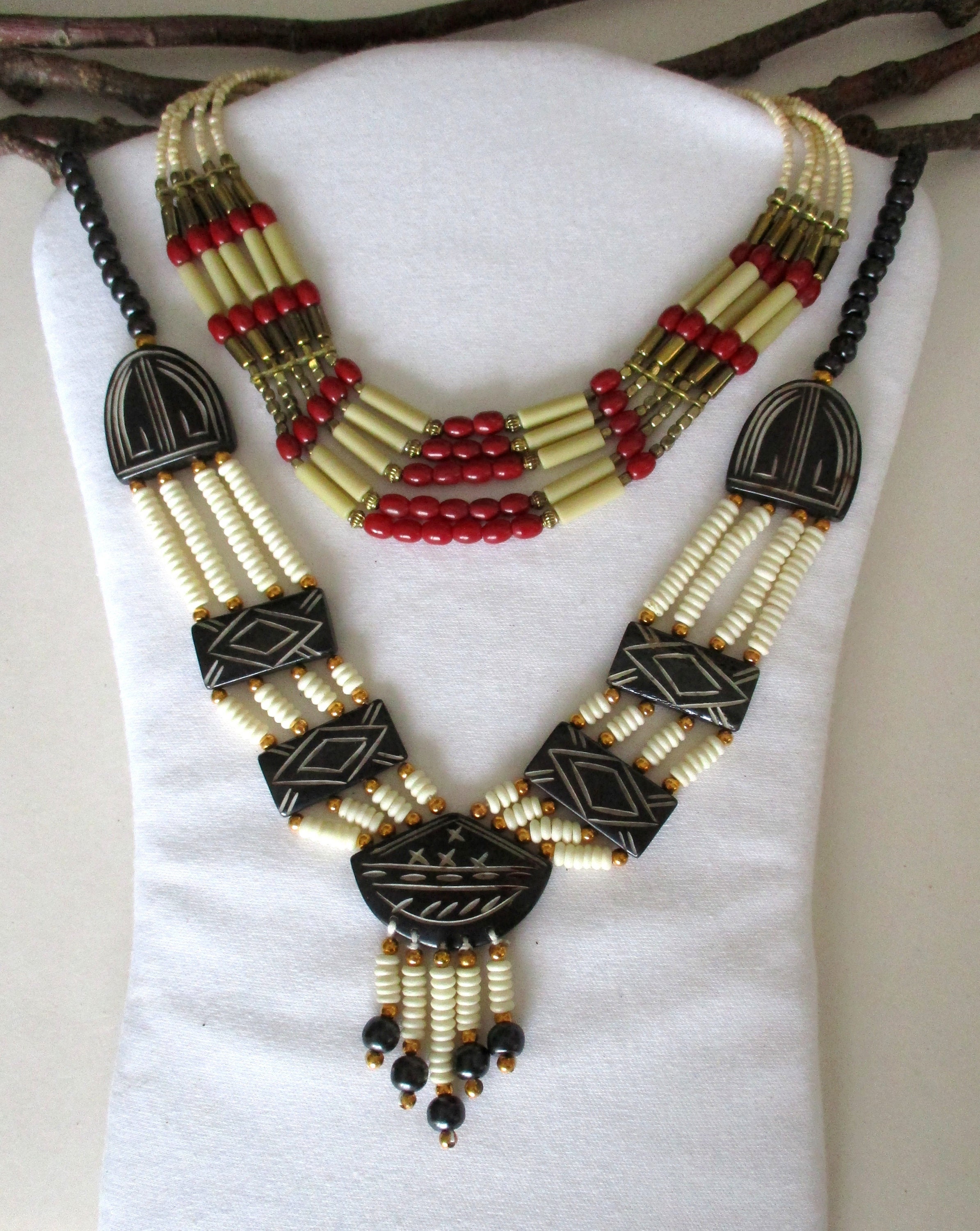 Vintage 1970's Horn Beads Pendant / Tribal Style Necklace