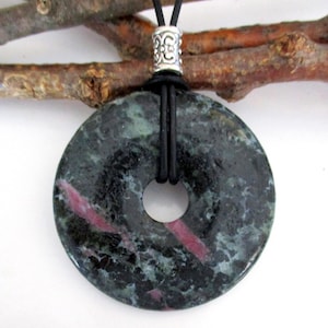 Ruby Zoisite Natural Stone Donut Energy Pendant Necklace 50mm.  ED550