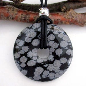 Snowflake Obsidian Necklace - Etsy