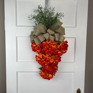 Spring Hydrangea Carrot Wreath for Front Door, Easter Carrot Door Wreath, spring Easter Carrot shaped wreath, orange hydrangea carrot wreath