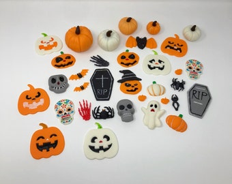 Edible Fondant Halloween cake toppers, Edible Fondant Halloween cupcake toppers, pumpkins, skeleton, skull, spider, hand, holiday, Halloween