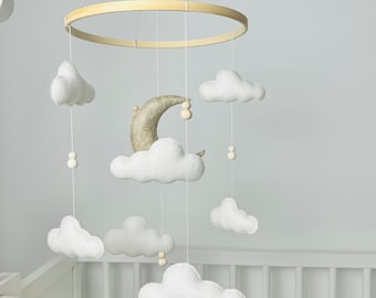 Mobile pour bébé neutre avec nuage blanc