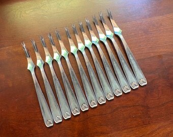 Set of 8 Vintage French Stainless Steel Seafood Escargot Aperitif Forks 5.5 long