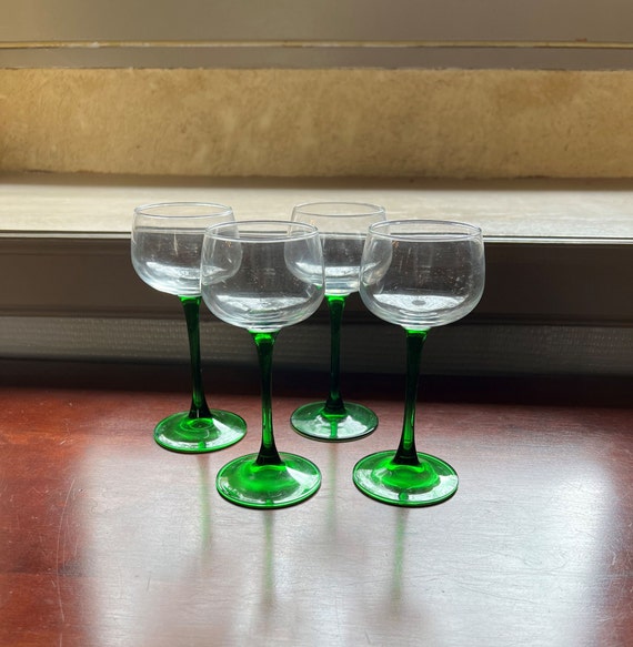 フランスで購入 ワイングラス 4個セット 羨む格別な存在感☆4個