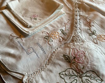 French Vintage Embroidered Tablecloth with Napkins – Hand-Stitched Cotton Floral, Large
