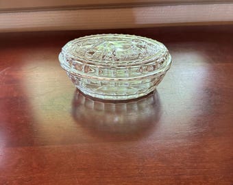 フランスのヴィンテージクラシックガラスバターディッシュ - 時代を