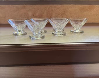 Set van 6 Franse vintage kristallen aperitief- of dessertglazen | Elegante Art Deco kristallen coupes | Franse glazen voor het serveren van drankjes