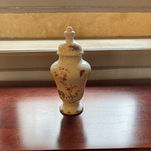 French Vintage Porcelain Jar with Lid – Elegant and Timeless