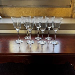 Set of 7 French Vintage Crystal Wine Glasses – Rare & Exquisite
