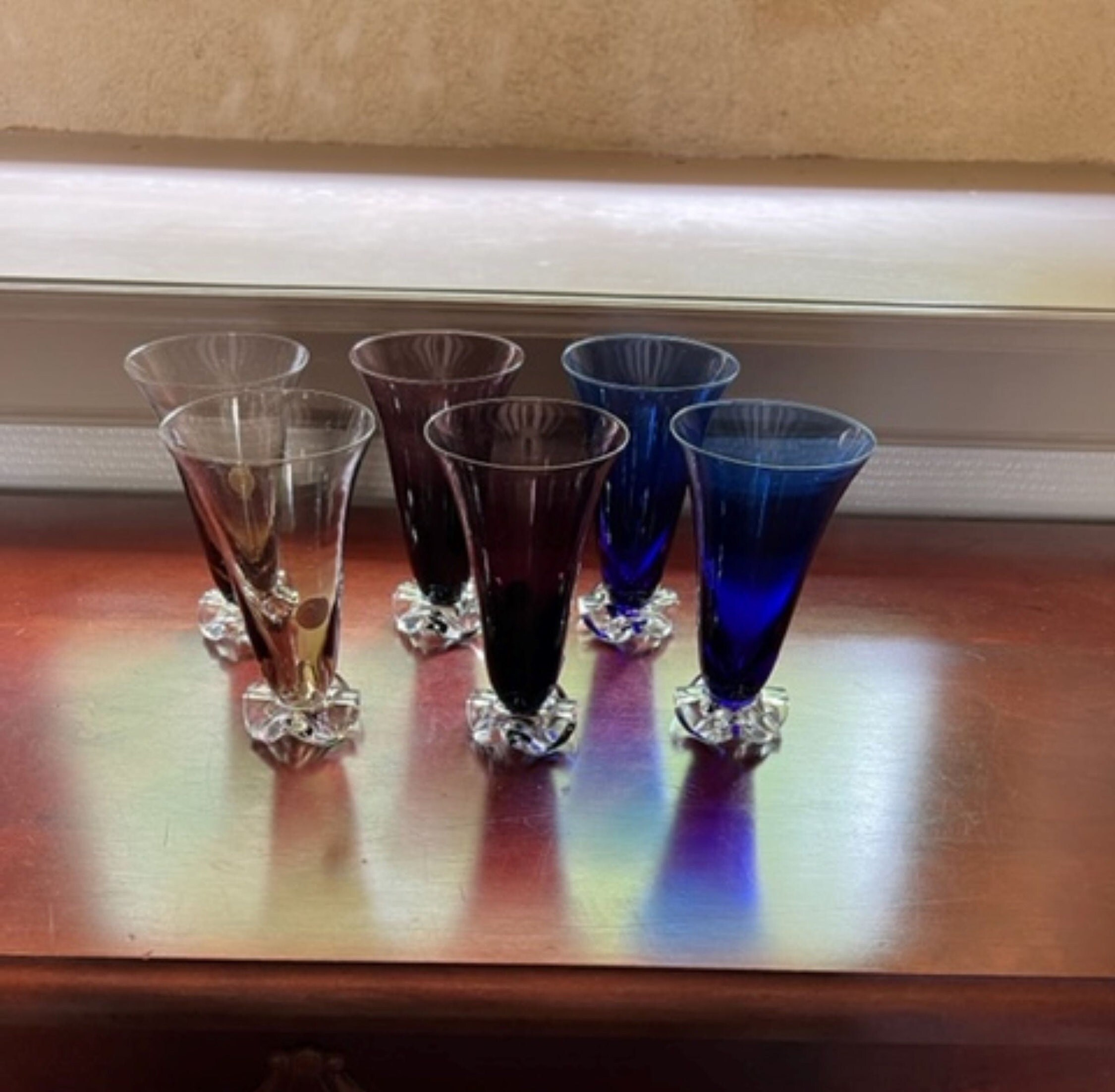 フランス製ヴィンテージカラーグラス6個セット - 水またはワイン用