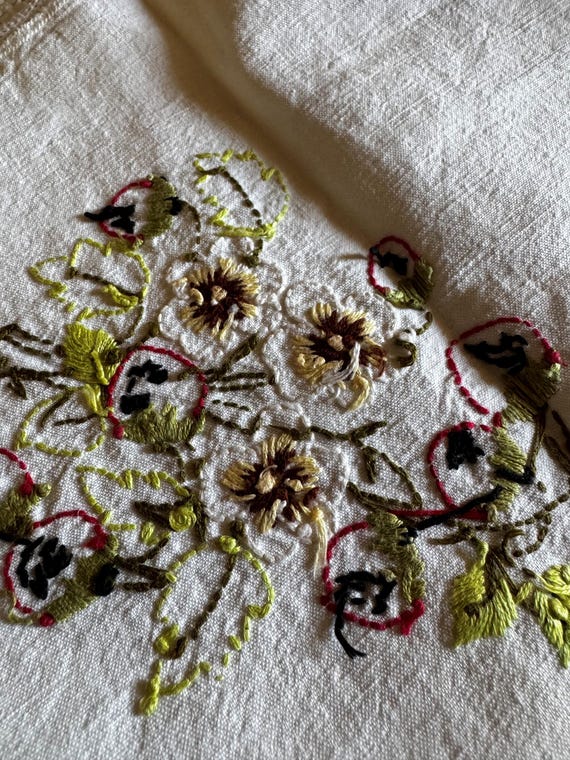 テーブルクロス ヴィンテージ 刺繍 フランス ヴィンテージフランス刺繍コットンテーブルクロス – 繊細な魅力