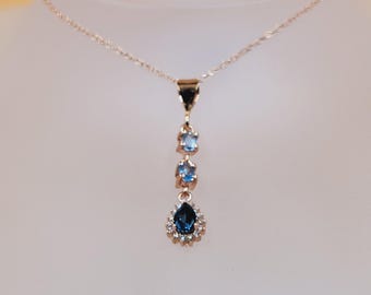 Handgjort London Blue Topaz-hänge, halsband i roséguldpläterat sterlingsilver
