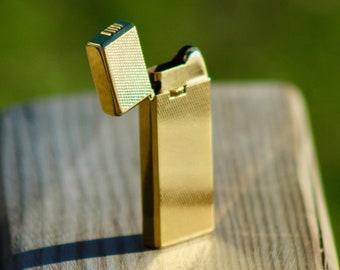 Air France: Old Collectible Stark Brand Gas Lighter in Gold Metal - Dating from the 70s - Perfect Condition