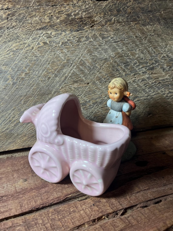 Vintage pink Ceramic Planter: Nursery Decoration & Baby Shower Gift for Girl