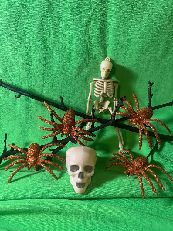 Spooky Halloween Refrigerator Spider Magnets - DIY Creepy Decor for Kitchen & Home #2