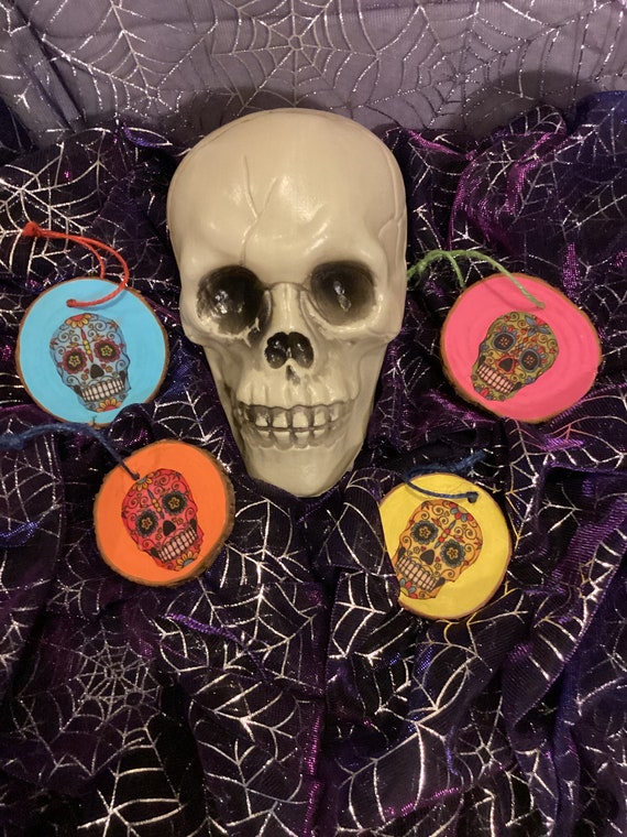 Unique Halloween Wood Slice Ornaments: Spooky Decor for Trees, Parties & Indoor Celebrations #1