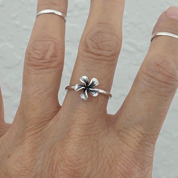 Sterling Silver Lily Flower Ring, Lily Ring, Silver Ring, Flower Ring