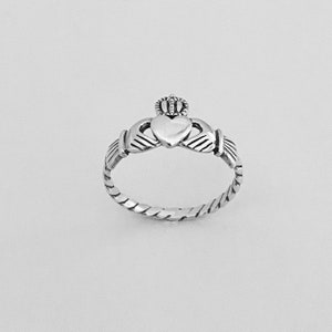 Sterling Silver Irish Claddagh Ring with Rope Band,  Dainty Ring, Friendship Ring, Silver Ring, Love Ring