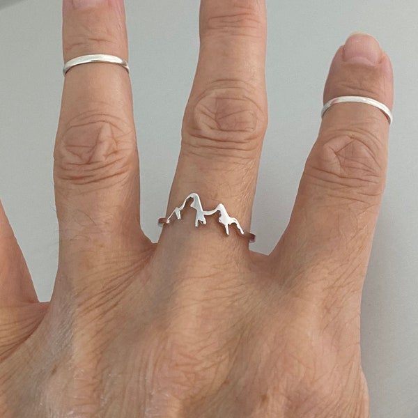Sterling Silver Small Mountain Ring, Dainty Ring, Delicate Ring, Silver Ring, Hiking Ring