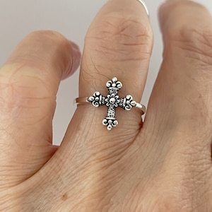 Sterling Silver Flower Fleur De Lis Cross Ring, Saints Ring, Flower Ring, Rome Ring, Flower Ring, Fleur De Lis Ring