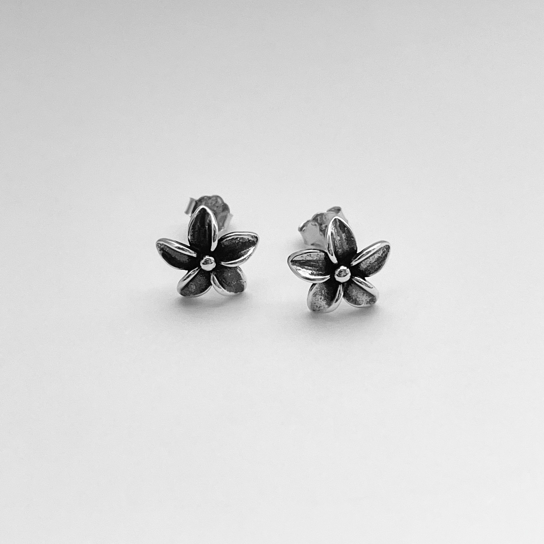 Sterling Silver Plumeria Earrings Flower Earrings Silver Etsy