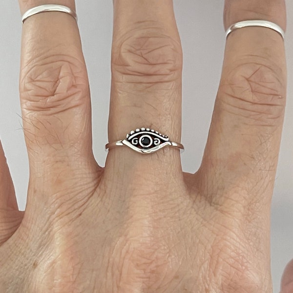 Sterling Silber Kleiner Schwarzer CZ Auge Ring, Silber Ring, Augen Ring, Beschützer Ring