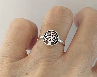 Sterling Silver Small Dainty Tree of Life Ring, Leaf Ring, Tree Ring, Fortune Ring, Silver Rings