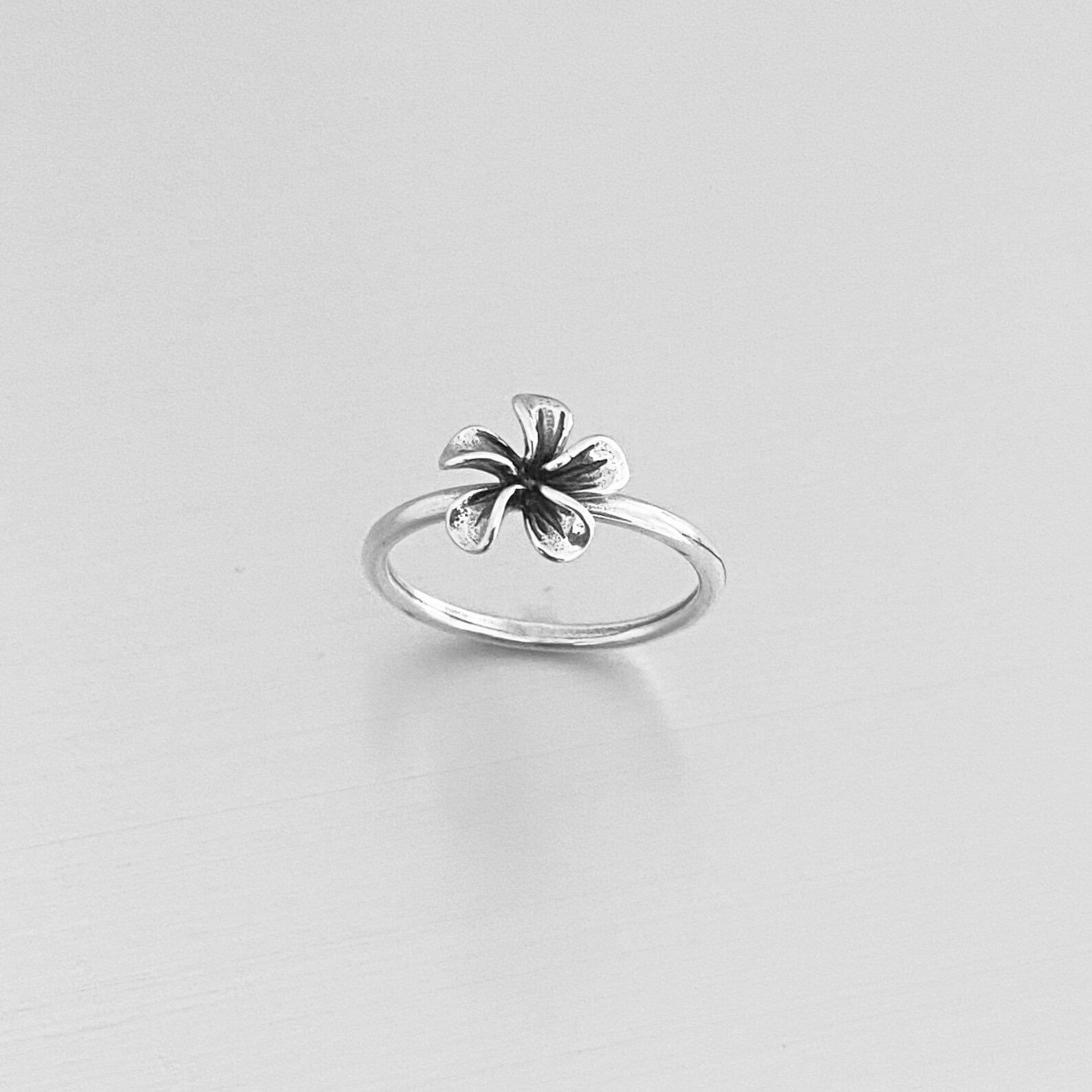 Sterling Silver Lily Flower Ring Lily Ring Silver Ring Etsy