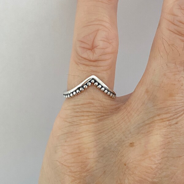 Sterling Silver Plain and Dots V Shape Ring, Silver Ring, Stackable Ring