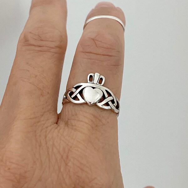 Sterling Silver Celtic Irish Claddagh Ring, Dainty Ring, Friendship Ring, Silver Ring, Love Ring, Celtic Ring