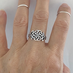 Sterling Silver Celtic Trinity Knot Ring, Boho Ring, Silver Ring, Celtic Ring, Love knot Ring
