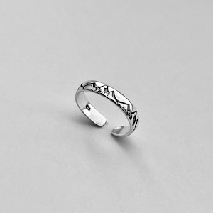 Sterling Silver Eternity Mountain Band Toe Ring, Silver Ring, Midi Ring, Pinky Ring, Hiking Ring, Adjustable Ring image 4