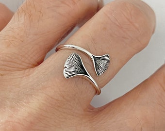 Sterling Silver Wraparound Ginkgo Leaf Ring, Dainty Ring, Boho Ring, Tree Ring, Silver Ring