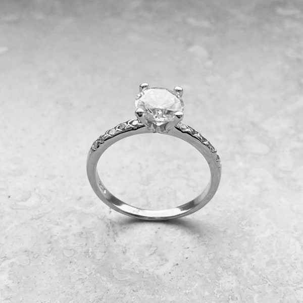 Anillo de boda redondo de plata de ley CZ, anillo de plata, anillo CZ, anillo solitario