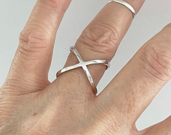 Cross shaped best sale ring