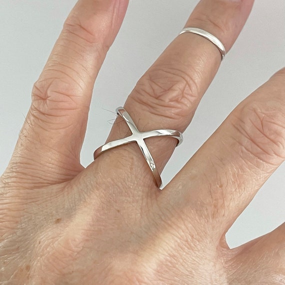 Cross shaped ring deals